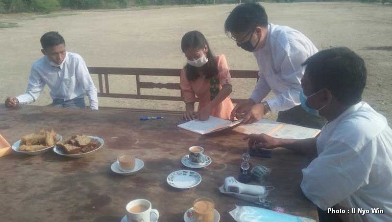 The couple tied the knot at a high school repurposed as a quarantine centre in Monywa township, Sagaing region. (Nyo Win)