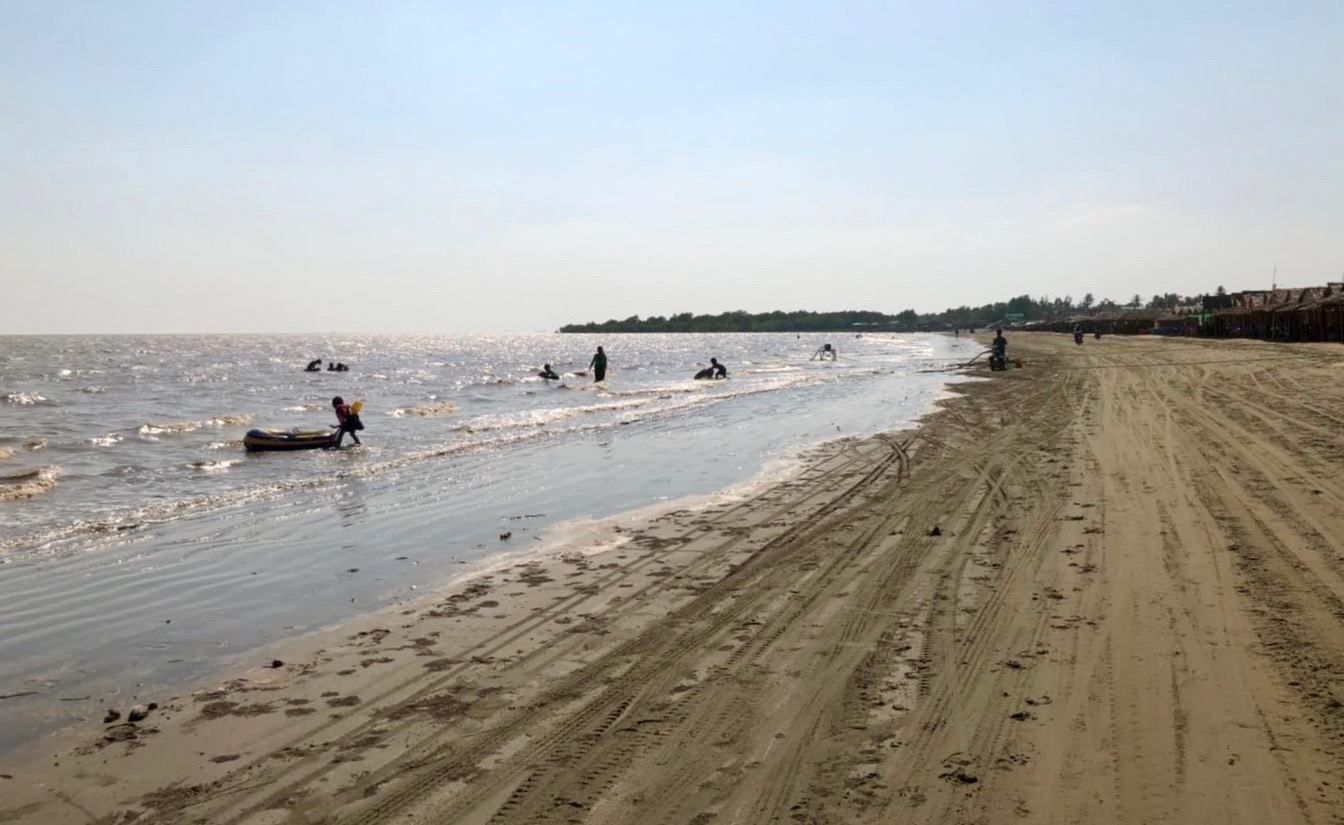 Sal Eain Tan is not the most attractive beach in Myanmar, but it's one of the closest to Yangon. (Rita Shan)