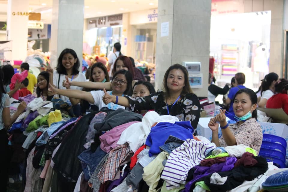 Volunteers at the charity sale in Myanmar Culture Valley. (Chit Thaw Myanmar Charity Group / Facebook)