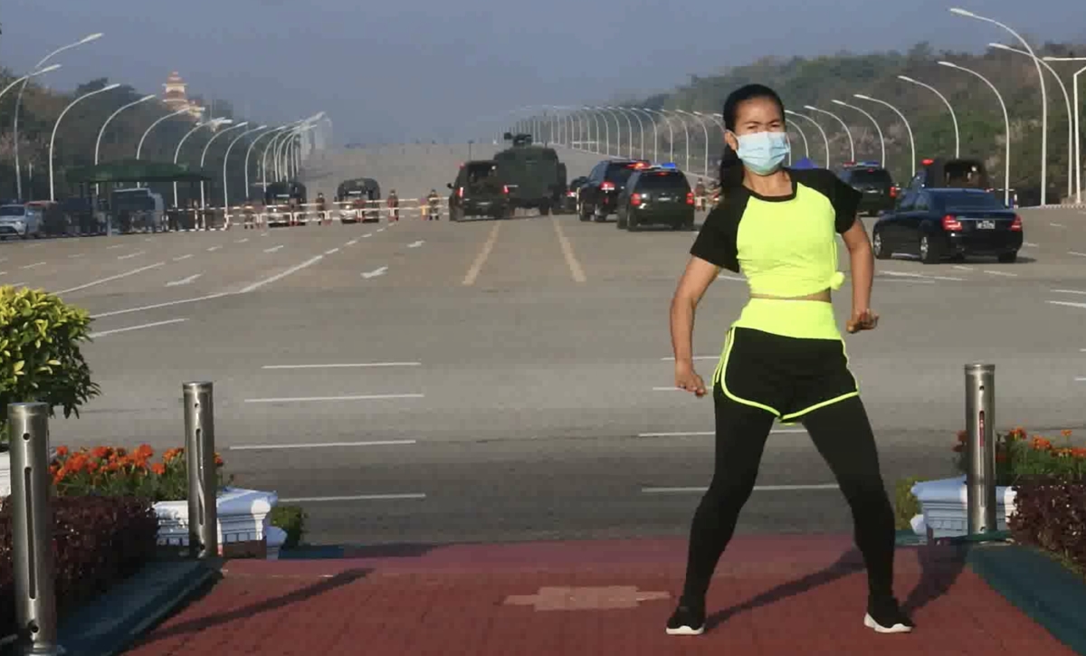 A screen grab of Khing Hnin Wai dancing in Naypyidaw as the coup takes place.