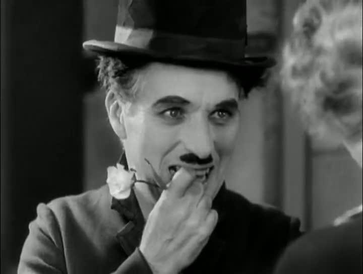Charlie Chaplin in City Lights. 