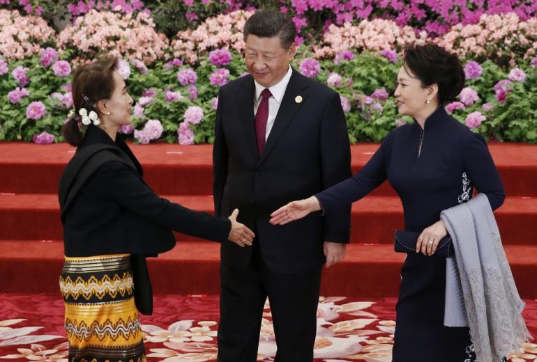 Myanmar State Counsellor Aung San Suu Kyi arrives to attend a welcoming banquet for the Belt and Road Forum hosted by Chinese President Xi Jinping and his wife Peng Liyuan at the Great Hall of the People in Beijing, China, April 26, 2019. (Jason Lee / Pool / AFP)