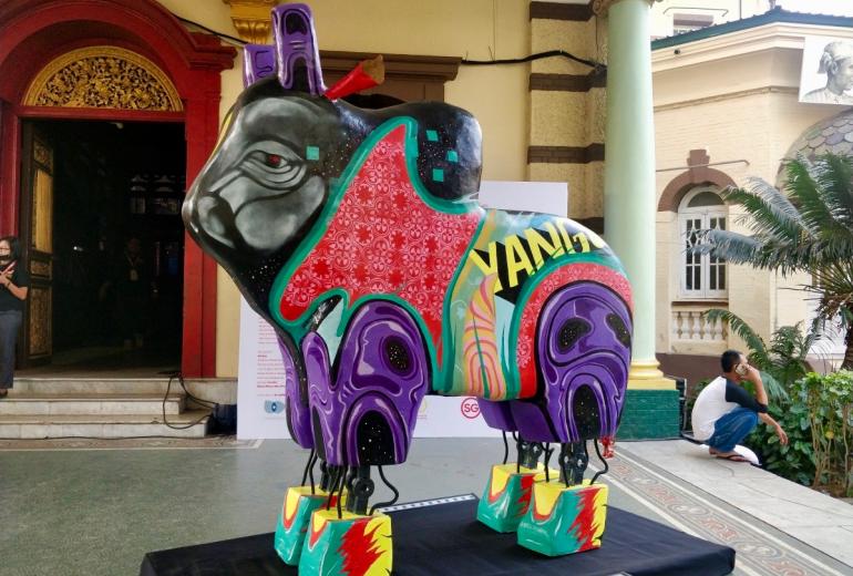 Thu Myat and Wunna Aung displayed a papier mâché cow and rocking horse following a traditional method of sculpture. (Photos by Myanmar Mix)