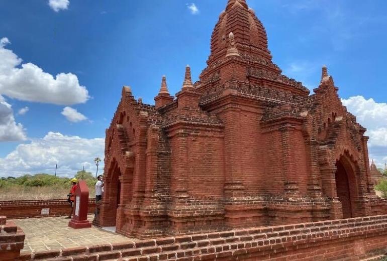 One of the five pagodas targeted by thieves at the Unesco World Heritage site of Bagan. (All photos from CCTV Asia Pacific / Facebook)