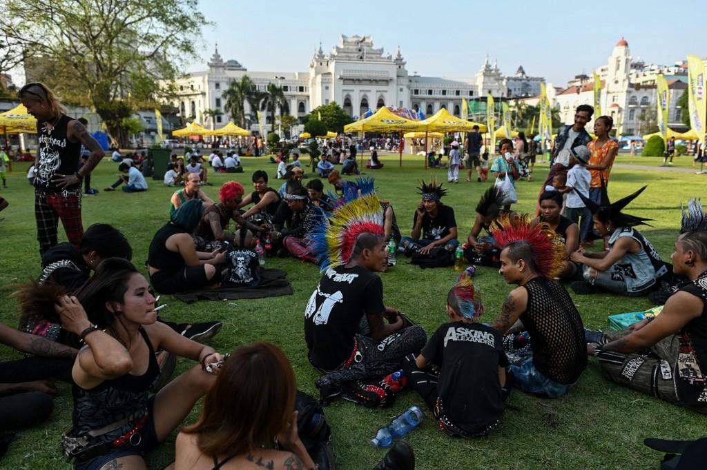 Punks gather to celebrate on the eve of Myanmar&#039;s New Year water festival on April 12.  (Ye Aung Thu / AFP)
