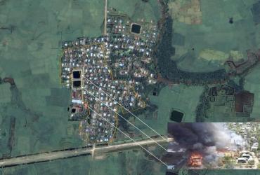 Human Rights Watch has identified the geolocation of burned buildings in Let Kar village, Rakhine State. The yellow outline estimates the extent of the damage from fire, based on satellite imagery. Damage analysis by Human Rights Watch; satellite imagery © 2020 Planet Labs