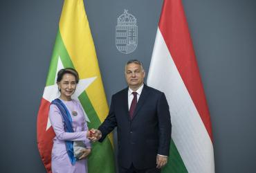 Myanmar's civilian leader Aung San Suu Kyi and Hungarian Prime Minister Viktor Orban. (MTI/Miniszterelnöki Sajtóiroda)