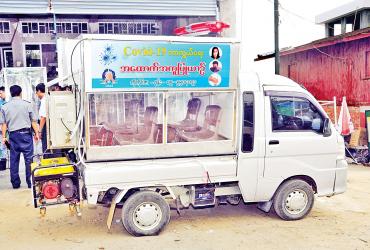 Inventor Kai Zar is ready to transport suspected Covid-19 patients to hospitals in Myeik township. (The Mirror)