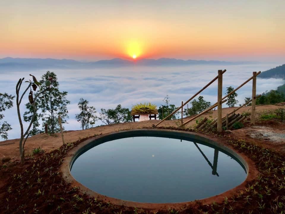 Clouds gather below resort 7th Heaven in the mornings from December to February. (7th Heaven / Facebook)